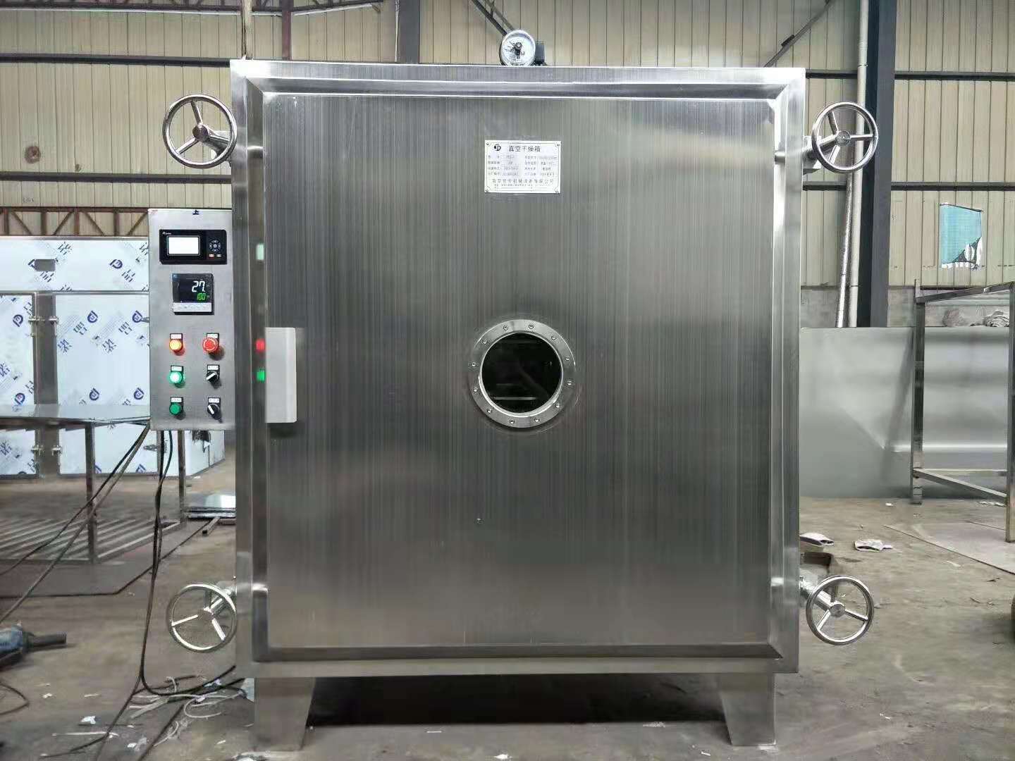 ��ո�����